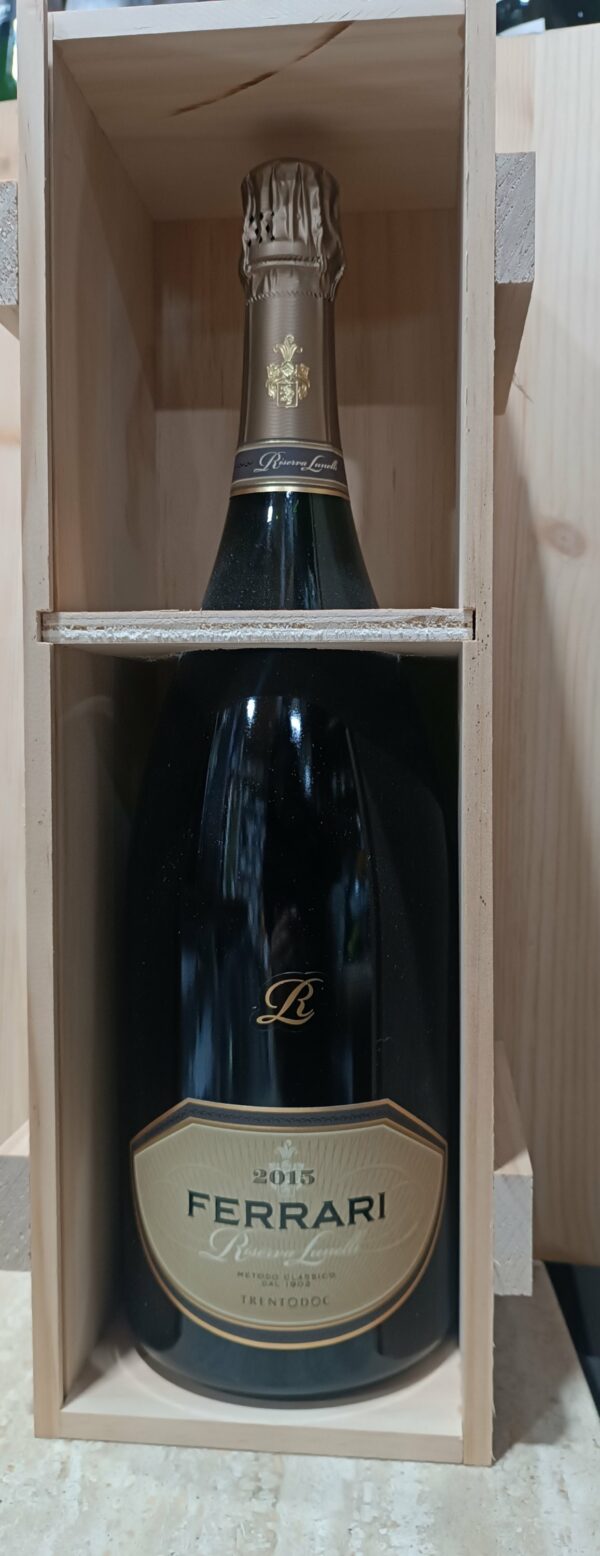Trento DOC extra brut "Riserva Lunelli" - Ferrari ( Magnum da 1.5lt in confezione legno)